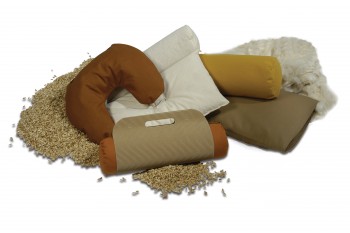  Cushions and pillows 