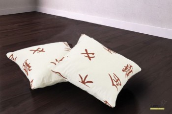  Cushions for sofas & bed headrests 